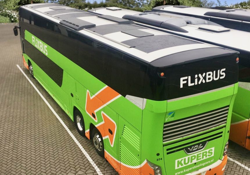 Autocar FlixBus panouri solare