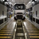 COVID-19: Renault Trucks închide fabricile din Franța