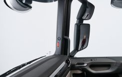 Scania introduce două noi sisteme de detecție laterală