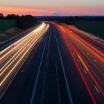 UNTRR: Infrastructura rutieră subdezvoltată și timpii mari de așteptare din vămi, impedimente pentru transporturile rutiere eficiente