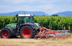 Tradus: Cum a evoluat interesul pentru echipamente agricole rulate în prima parte a anului