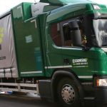 Frigorific sau prelată? Amândouă pe același camion