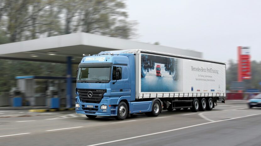 Acord privind viitoarele taxe de drum pentru camioane în UE