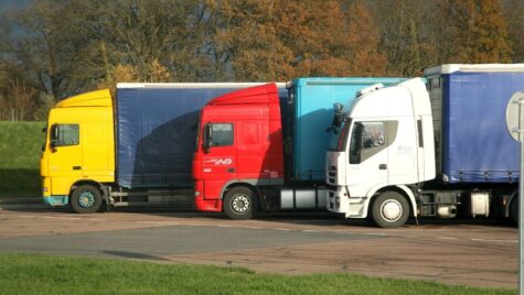 Mai multe restricții pentru camioane în Franța în 2021