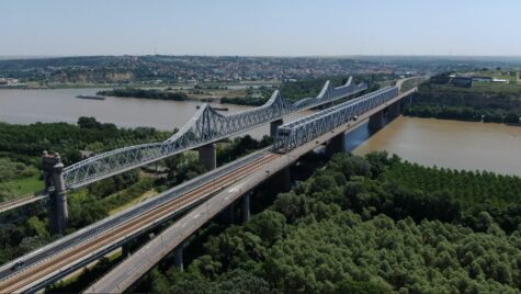 Lucrările de reabilitare la podul de la Cernavodă şi la podul peste Braţul Borcea vor fi reluate