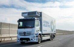Mercedes-Benz Trucks & Buses Romania livrează primul camion electric eActros către compania Blue River