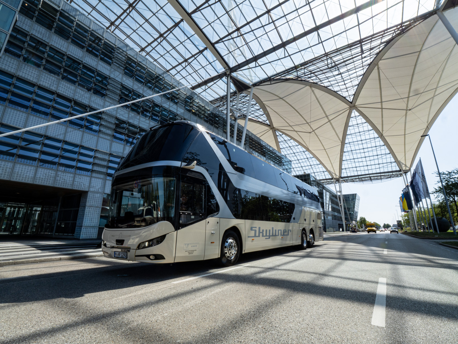 NEOPLAN
